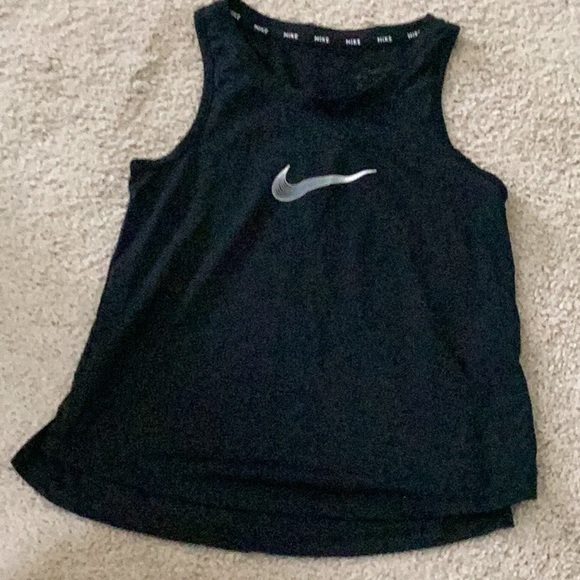Nike Other - Girls Nike dri fit top